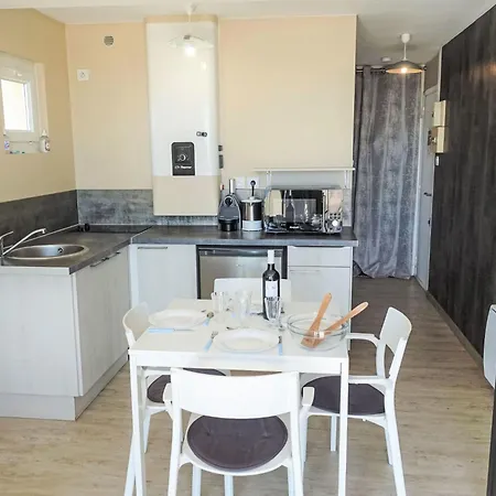 Les Romarins By Interhome