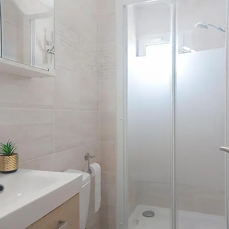 Apartmán Les Romarins By Interhome *